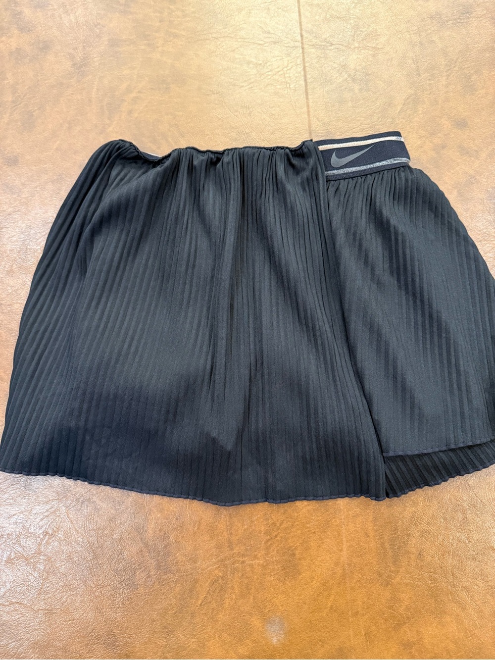 Nike Black Girls Pleated Tennis Skirt w/ Logo Waistband Youth XS Built In Shorts
